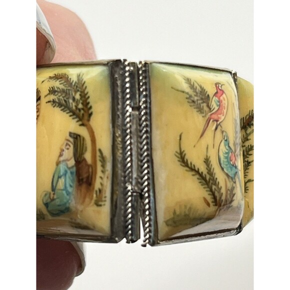 Vintage Persian Bone Hand Painted RARE 10 Panel Story Bracelet 7 1/4 - Picture 11 of 14